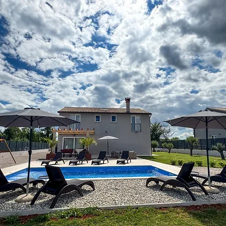 Villa Anastazija